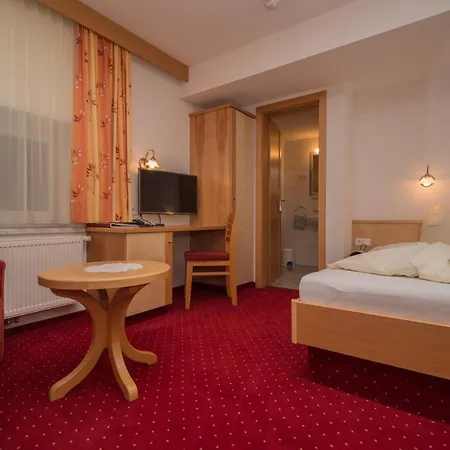 Garni Panorama 호텔 세르파우스