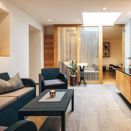 Garni Panorama Hotel 3*