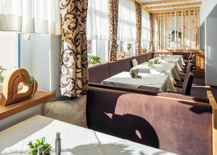 Garni Panorama מלון